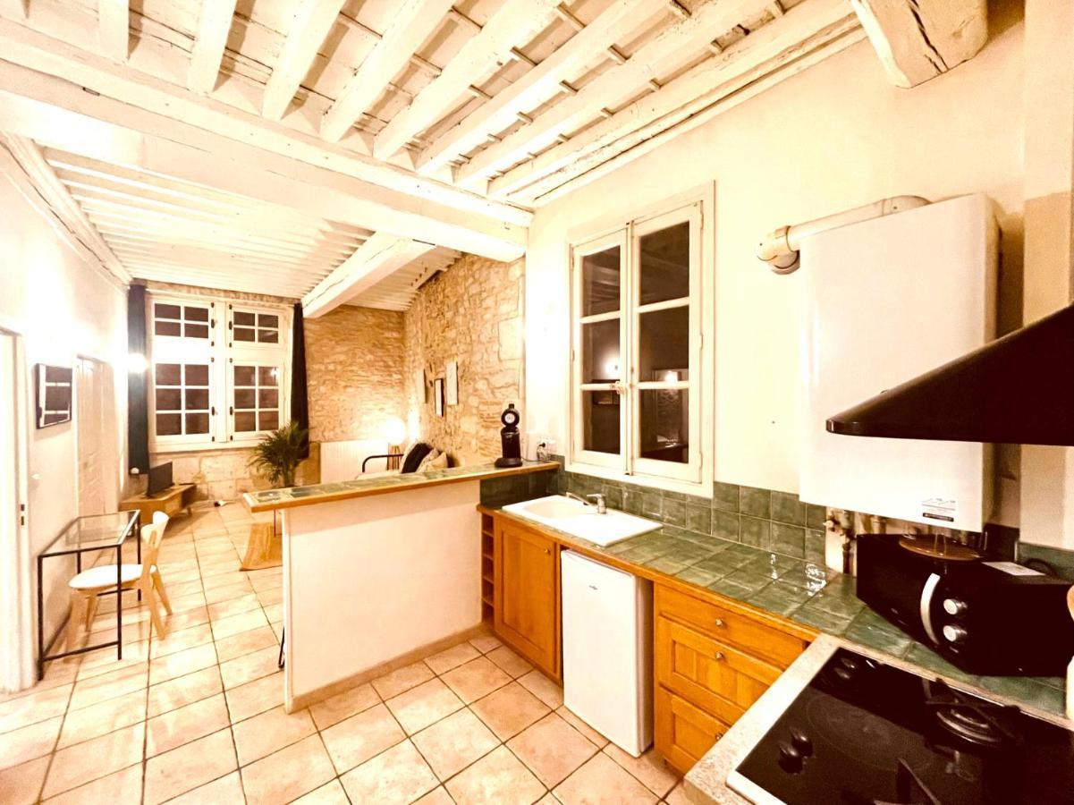 Le Moka Charmant Appartement Au Coeur De Ville Nimes Bagian luar foto